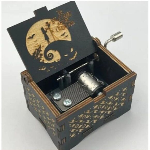 Hand Crank Music Box The Night Before Halloween Laser Engraved Wood Musical Box - Picture 3 of 4